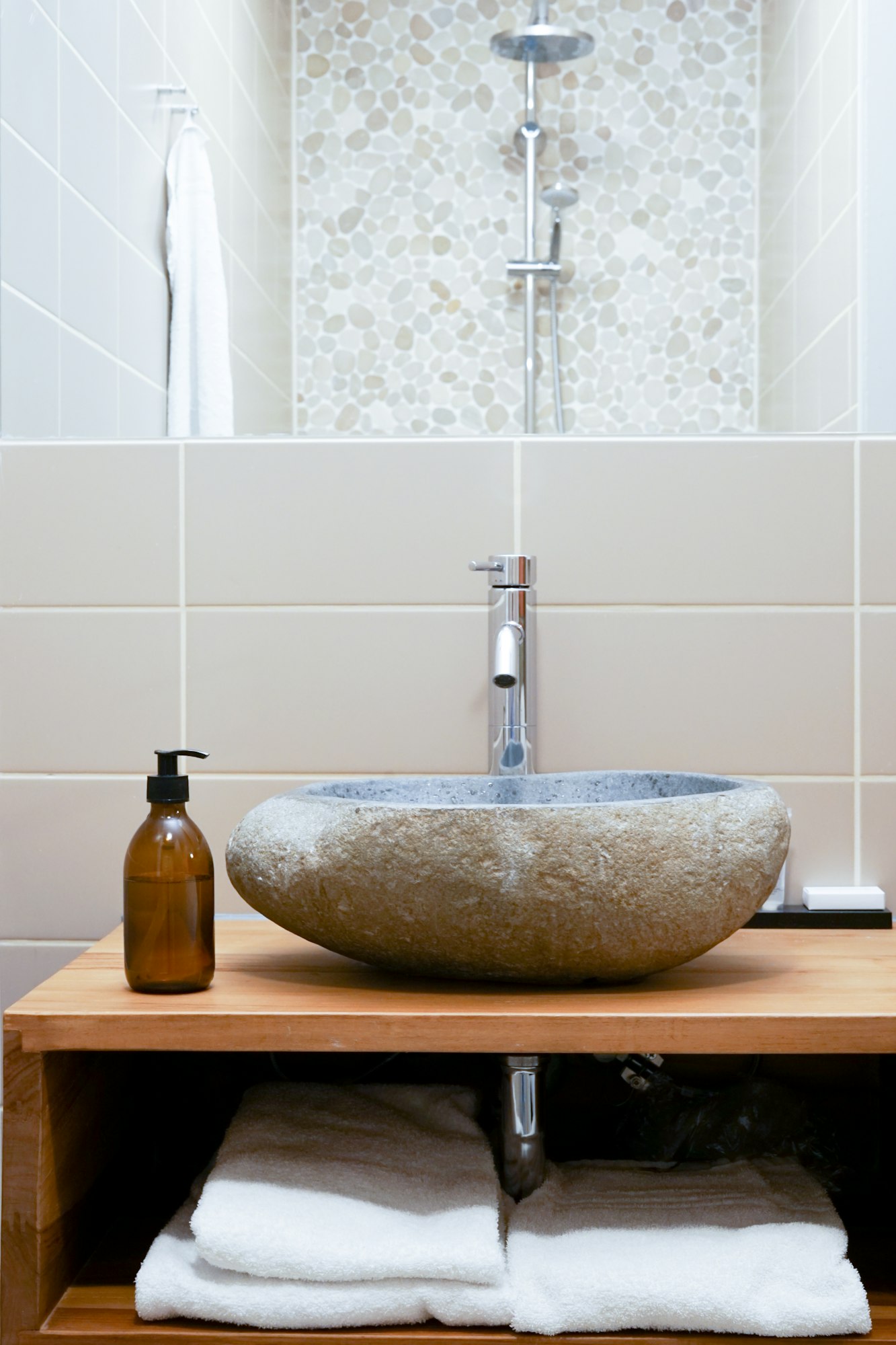 Modern minimalistic bathroom.